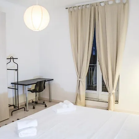 Gusthero - Monumentale M5 Apartment Milan